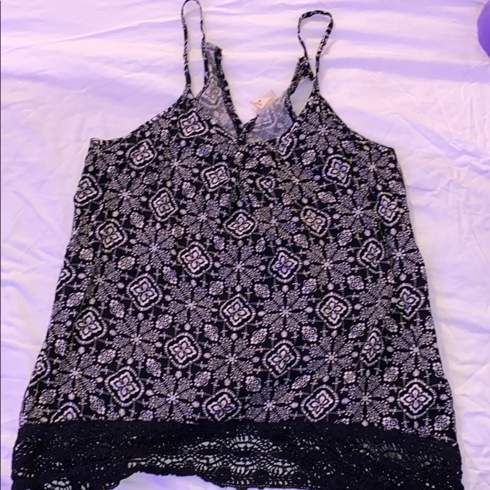 Black + White Flow Tank Top